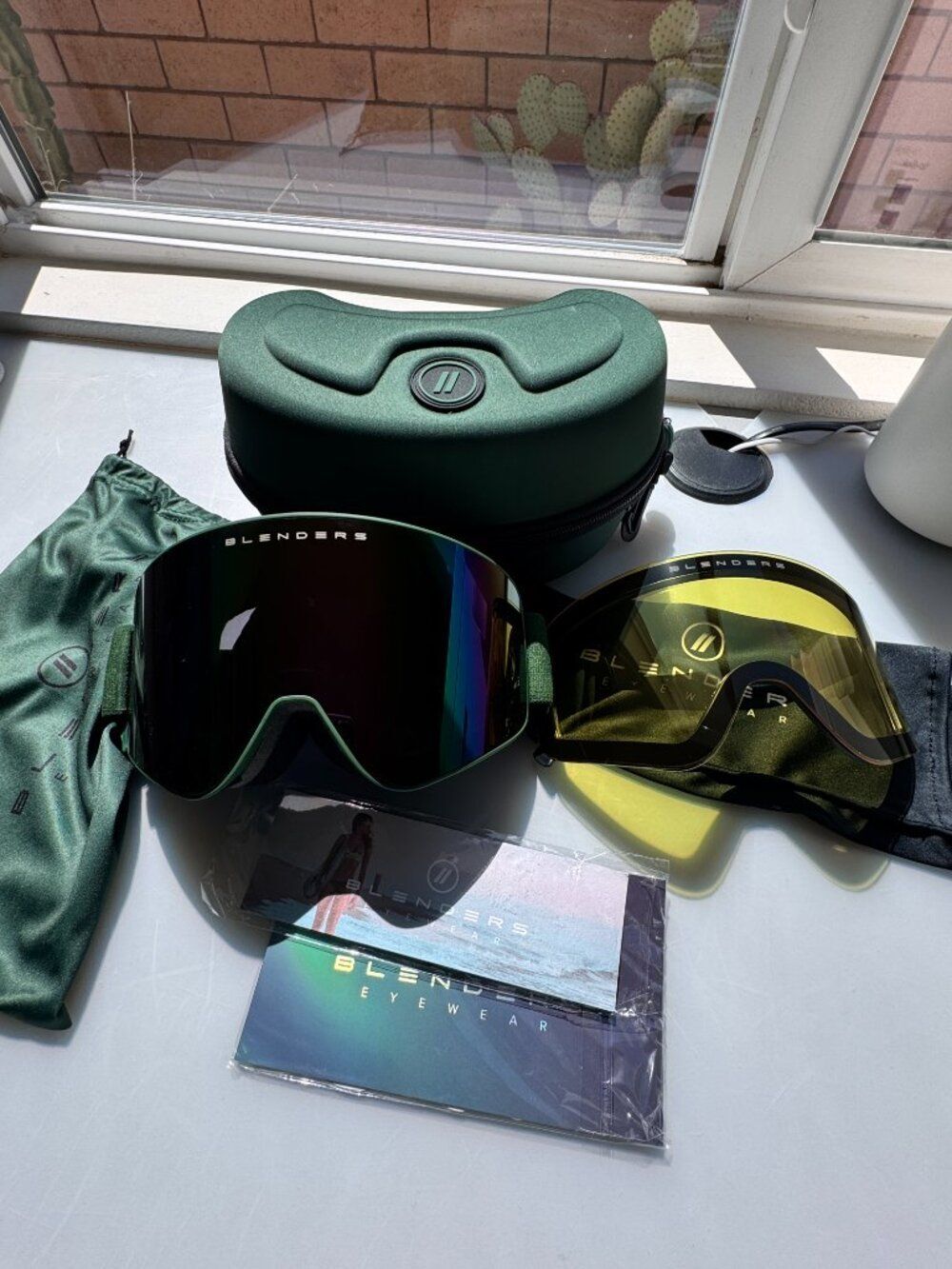 NWT - Blenders Eyewear Goggles Army Green - 2 Lens - Picture 6 of 8